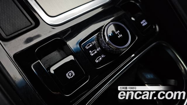 KG Mobility Rexton 2018 — photo 23