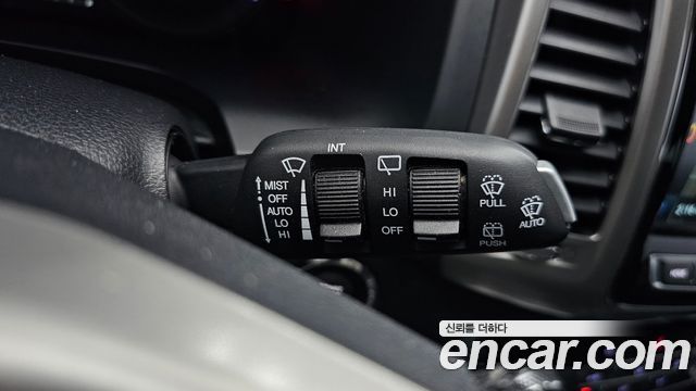 KG Mobility Rexton 2018 — photo 34