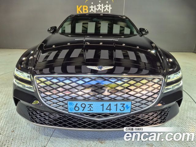 Genesis G80 2022 — photo 1