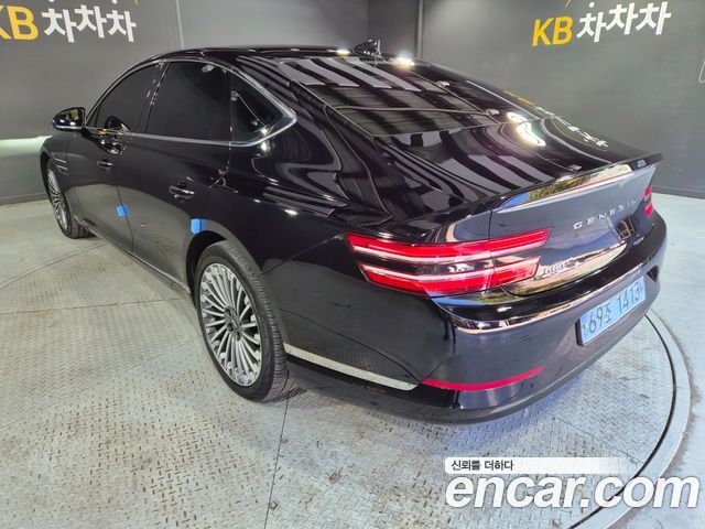 Genesis G80 2022 — photo 4