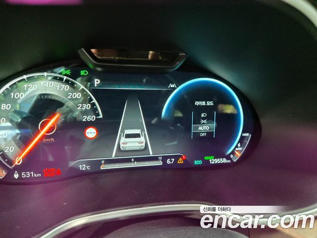 Genesis G80 2022 — photo 18