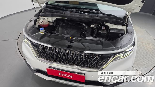 Kia Canival 2023 — photo 6