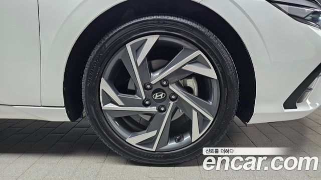 Hyundai AVANTE 2024 — photo 7
