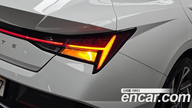 Hyundai AVANTE 2024 — photo 9