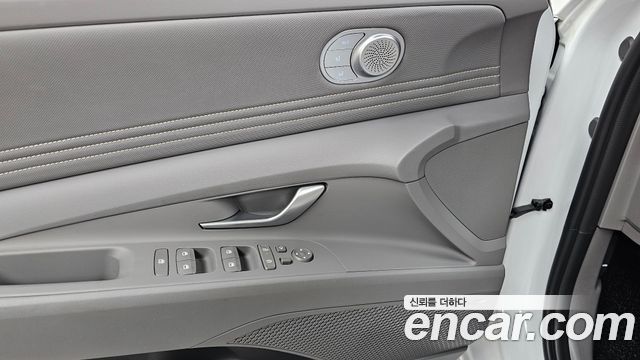 Hyundai AVANTE 2024 — photo 14