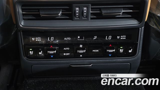 Lexus LX 2026 — photo 19