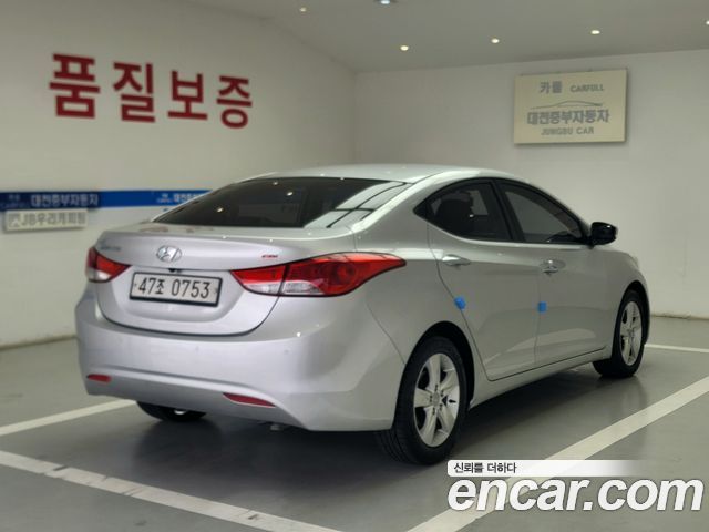 Hyundai AVANTE 2014 — photo 2