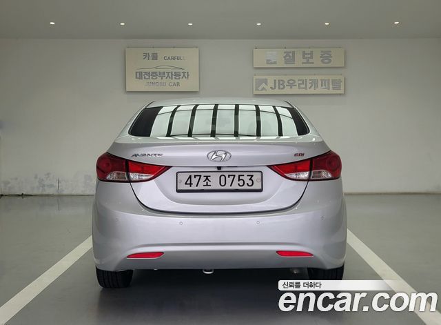 Hyundai AVANTE 2014 — photo 4