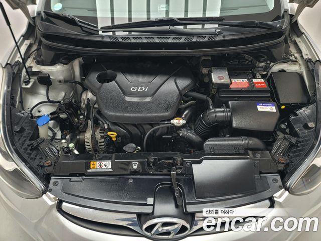 Hyundai AVANTE 2014 — photo 6