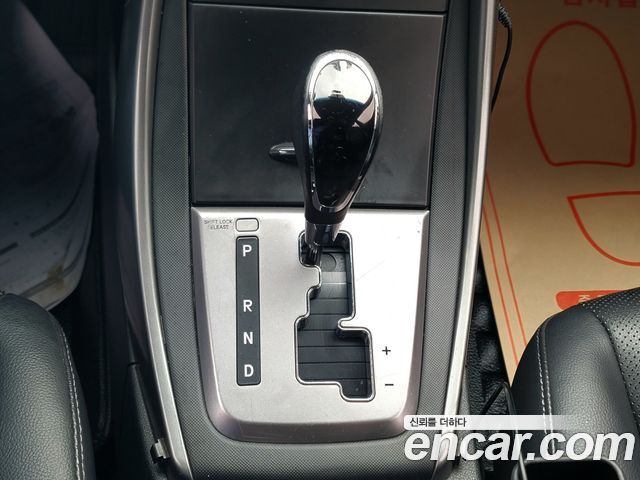 Hyundai AVANTE 2014 — photo 9