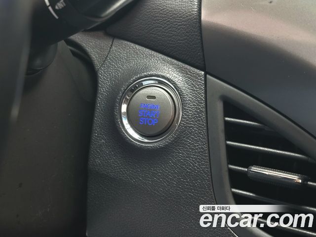 Hyundai AVANTE 2014 — photo 16
