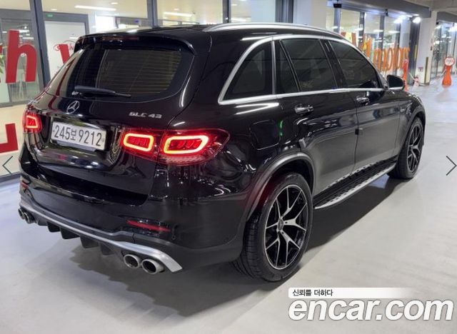 Mercedes-Benz GLC-Class 2022 — photo 4