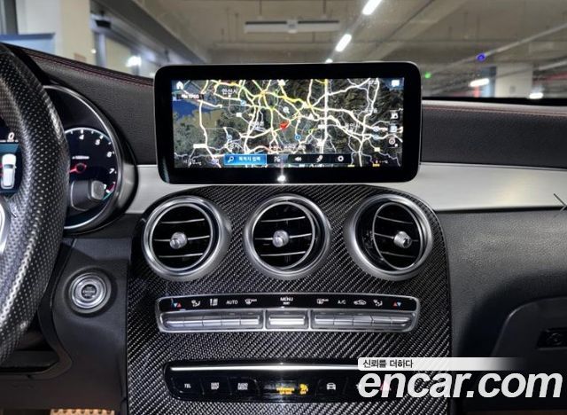 Mercedes-Benz GLC-Class 2022 — photo 11