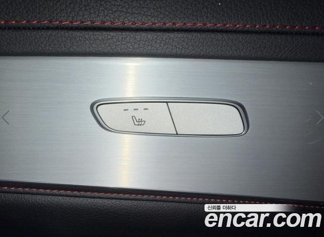 Mercedes-Benz GLC-Class 2022 — photo 17