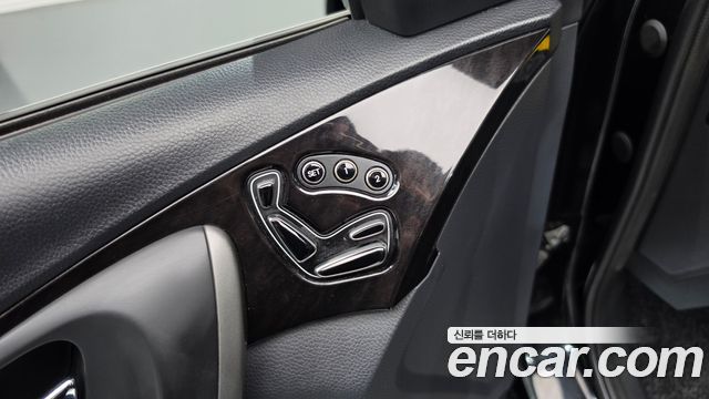 Hyundai Grandeur 2014 — photo 19