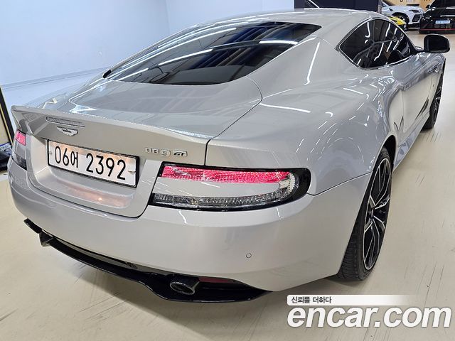 Aston Martin DB9 2016 — photo 5