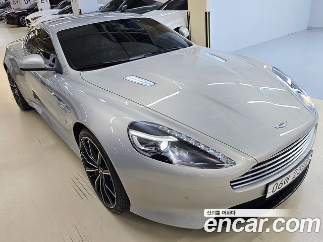 Aston Martin DB9 2016 — photo 6