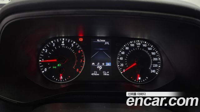 Renault Korea XM3 2022 — photo 11