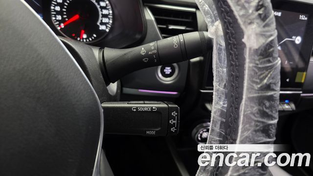 Renault Korea XM3 2022 — photo 23