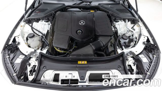 Mercedes-Benz E-Class 2026 — photo 6