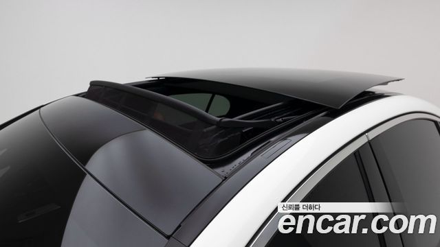 Mercedes-Benz E-Class 2026 — photo 12