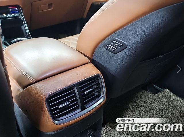 Kia Mohave 2023 — photo 14