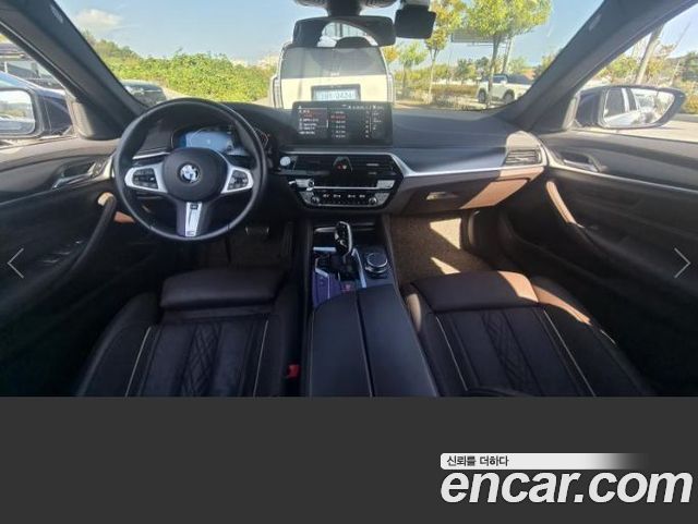 BMW 5-Series 2023 — photo 5