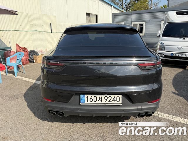 Porsche Cayenne 2022 — photo 3