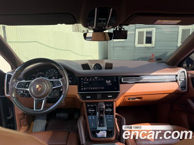 Porsche Cayenne 2022 — photo 5