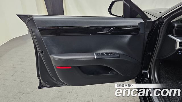 Hyundai Grandeur 2025 — photo 14
