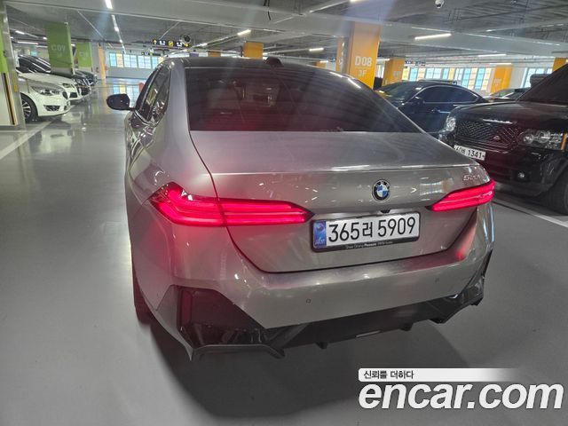 BMW 5-Series 2026 — photo 2