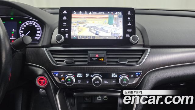 Honda Accord 2021 — photo 19