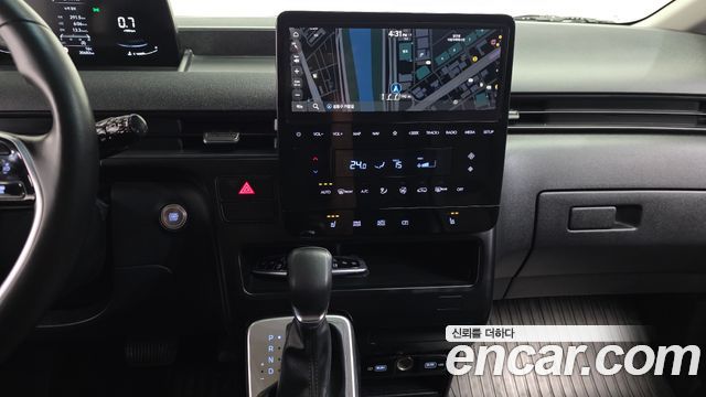 Hyundai Staria 2023 — photo 15