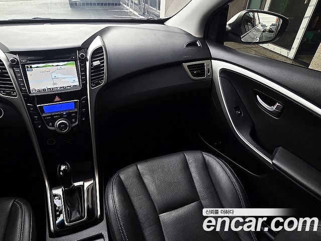 Hyundai i30 2016 — photo 7