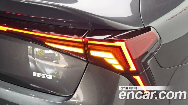 Kia K5 2024 — photo 9