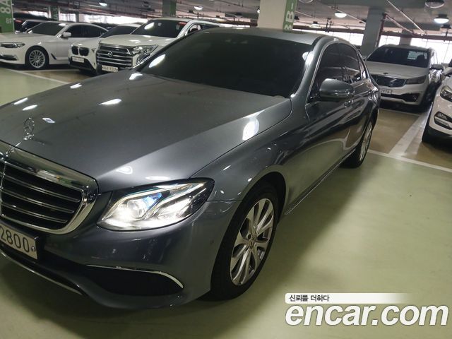 Mercedes-Benz E-Class 2018 — photo 2