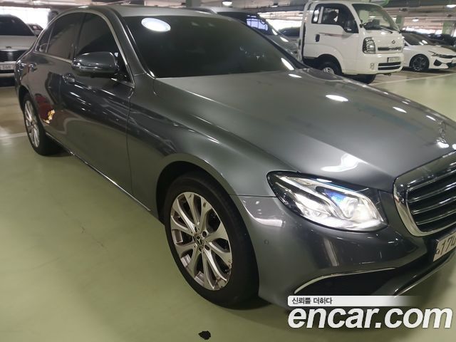 Mercedes-Benz E-Class 2018 — photo 3