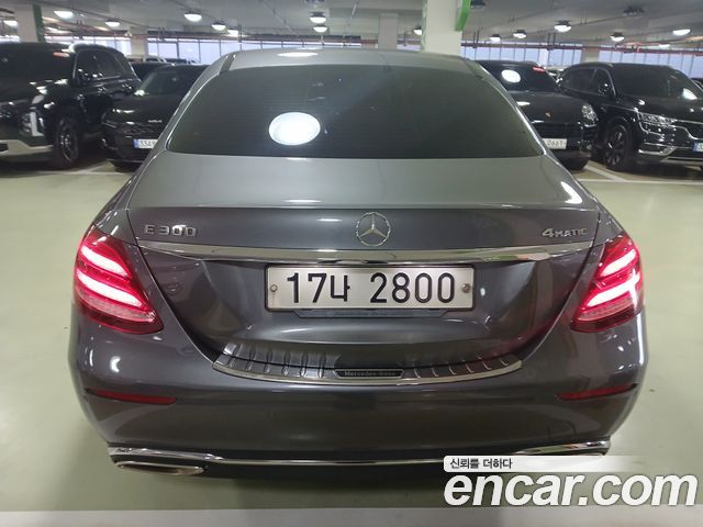 Mercedes-Benz E-Class 2018 — photo 4