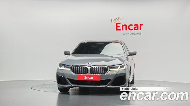 BMW 5-Series 2022 — photo 3