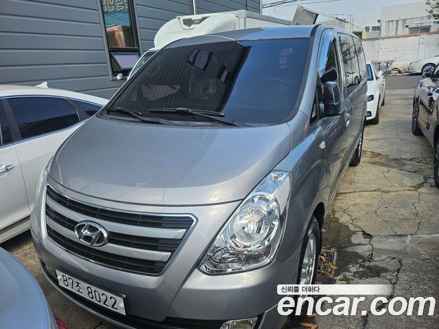 Hyundai Starex 2017 — photo 2