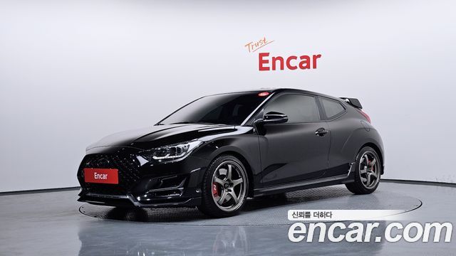 Hyundai Veloster 2020 — photo 1