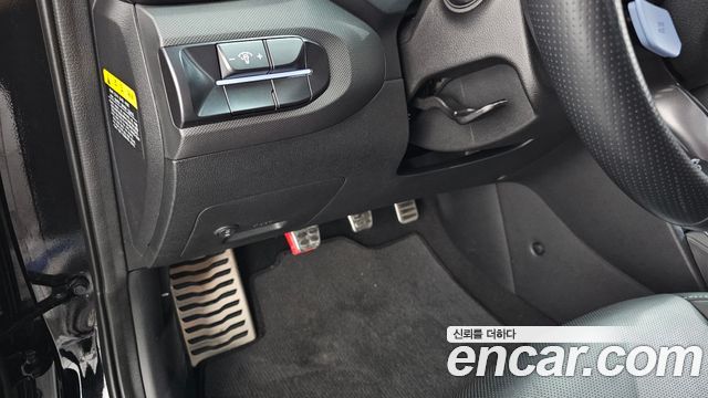 Hyundai Veloster 2020 — photo 27