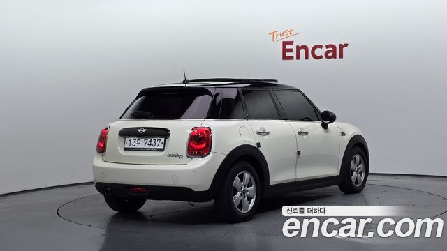 Mini Cooper 2015 — photo 2