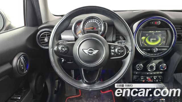 Mini Cooper 2015 — photo 13