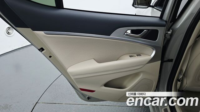 Genesis G70 2024 — photo 15