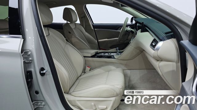 Genesis G70 2024 — photo 16