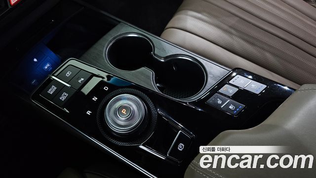 Kia K8 2023 — photo 9