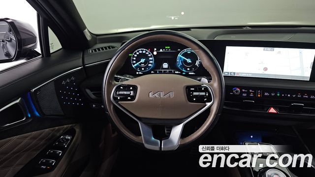 Kia K8 2023 — photo 12