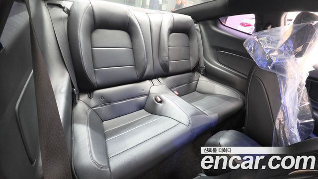 Ford Mustang 2015 — photo 12