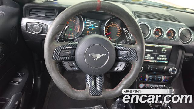 Ford Mustang 2015 — photo 14